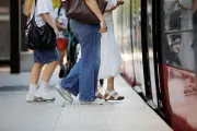 Atteinte sexuelle dans le tram à Nice : jugement en octobre