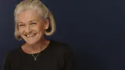 Badinter : « L’école, institution la plus importante du pays »