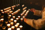 Baptêmes en hausse mais Église affaiblie avant la visite du pape