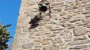 Brousse-le-Château : la cloche de l'école, dernier vestige de 131 ans d'histoire