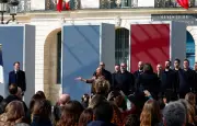 Catherine Ringer : pourquoi elle avait refusé la bise à Macron