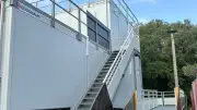 École des Baux à Poussan : trois bâtiments provisoires prêts pour la rentrée