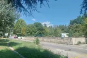 Contes envisage un crématorium sur l'ancienne piscine Lafarge