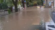 Crues dans le Gard : le Vidourle sort à Sommières, eau impropre à Saint-Hippolyte