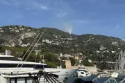 Feu de broussailles à Villefranche-sur-Mer : 500 m² brûlés, une habitation menacée