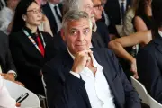 George Clooney impose ses conditions pour son caméo dans Dix pour cent