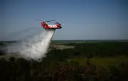 Incendie en vallée d'Aspe : un hélicoptère bombardier australien engagé