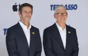 John Ternus succède à Tim Cook à la tête d'Apple