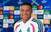 Mbappé : « Une bonne année pour gagner le Ballon d'or »