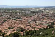 Opposition à Hyères : six mois de mandat de Véronique Bernardini sous critiques