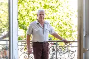 René Bonnet, maire de Régusse, freine l'urbanisation et rouvre la piscine