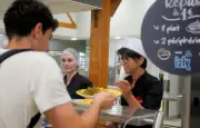 Repas à 1 euro : la fréquentation des restos U explose dans le Doubs