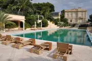 Saisie de la villa Maria-Irina contestée via un traité du XIXe siècle