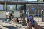 Téléphone au lycée Saint-Exupéry : pas de confiscation, la consigne est claire