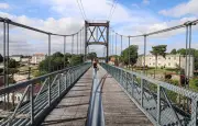 Tonnay-Charente : le chantier du pont suspendu démarre enfin