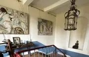 Une communauté internationale redonne vie au château de Peyloubère