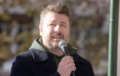 Bruno Guillon victime d'un traumatisme acoustique en direct