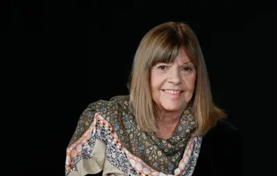 Chantal Goya soutient les lycéens en colère et salue leur courage