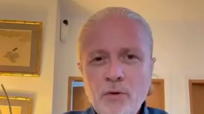 Emmanuel Petit : « Cassez-vous, on ne veut plus de vous ! » après les violences du 17 octobre