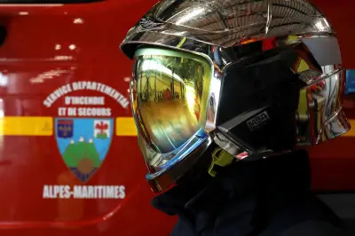 Feu de voiture sur l'A8 à Mandelieu : 12 pompiers mobilisés