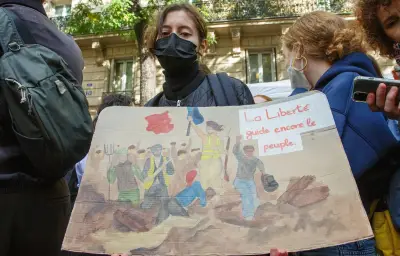 Fin de l'époque contemporaine : le slogan des lycéens décrypté