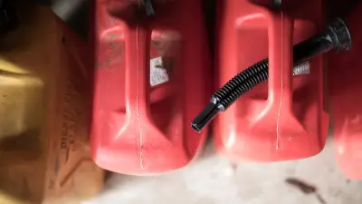 Il siphonne 400 litres de gasoil à Liévin et invoque sa cleptomanie
