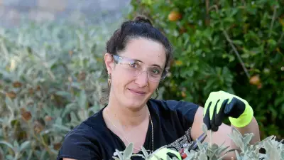 Ingénieure devenue paysagiste : « Fini la fatigue mentale et le mal de dos »