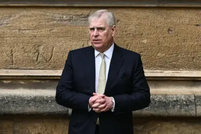 Le roi Charles III prête 1,5 million de livres à son frère Andrew
