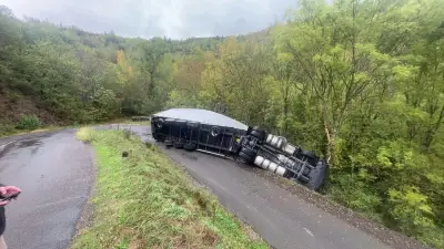Lozère : un camion se renverse dans les épingles des Bondons