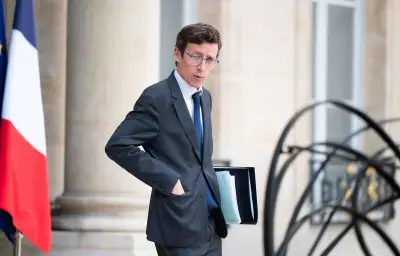 Lycées: 400 à 500 établissements fermés lundi selon le ministère