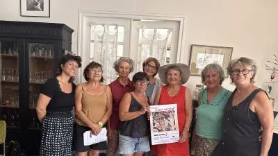 Neuf Sétoises disent non à la guerre au théâtre Molière