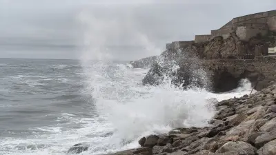 Épisode méditerranéen : vagues de 5 m à Sète, l'accalmie arrive