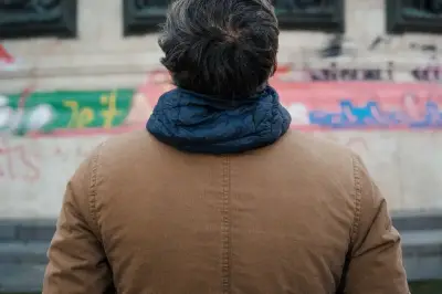Place de la République : les jeunes maintiennent la mobilisation