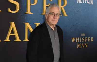 Robert De Niro vit avec 18 chiens, révèle Woody Harrelson