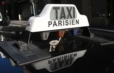 Taxis : manifestation contre les VTC dans les aéroports parisiens