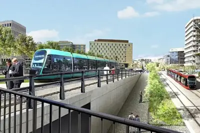 Tramway Nice-Cagnes : Ciotti lance des études alternatives, crise politique