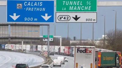 Tunnel sous la Manche : un bus percute un train, 19 blessés