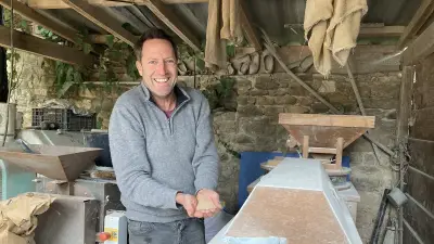 Un agriculteur près d'Uzès transforme sa ferme en Scoop pour préserver le capital