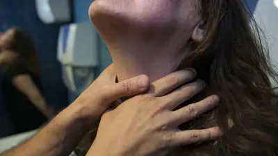 Violences sur son ex-compagne : 3 ans de prison et mandat d'arrêt