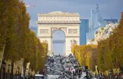 Arc de Triomphe : l'ascenseur remplacé par le toit