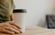 Café en entretien d'embauche : la polémique qui divise recruteurs