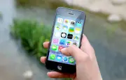 Des lycéens de Vitry tentent de lâcher leur téléphone pendant une semaine