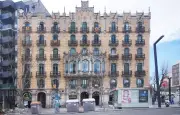 Espagne : un propriétaire préfère louer aux touristes pour éviter les squatteurs