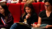 Grande dictée de Rachid Santaki : salle comble à Lunel