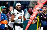Jalen Hurts : fin de saison, caillots et questions sur les Eagles