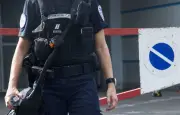 Lens : Evan, 15 ans, dément avoir ramassé la grenade qui lui a arraché la main