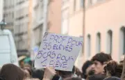 Lycées : des classes toujours plus chargées, un record selon la DEPP