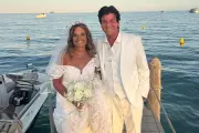 Mariage de Freddo Pau et Karine à Saint-Tropez : un amour d'enfance