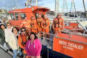 Octobre rose : la SNSM et Jam's unies en mer dans l'Est-Var