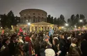 Paris : des milliers de personnes contre le racisme après l'attentat des Yvelines